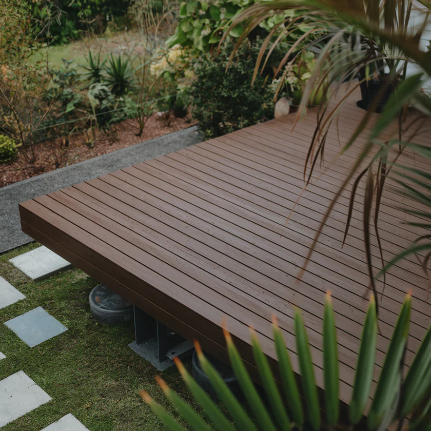 3.6m Chocolate Woodgrain (embossed) Composite Decking